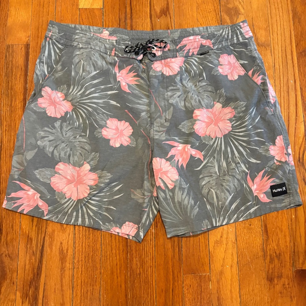 Hurley Mens 36 Board Shorts Gray Pink Floral Hibiscus Tropical Beach Swim Trunks